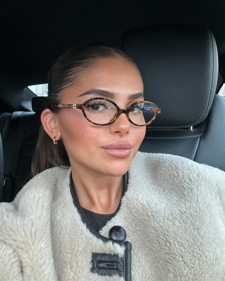 The Most Viral Oval Glasses Trend of 2025