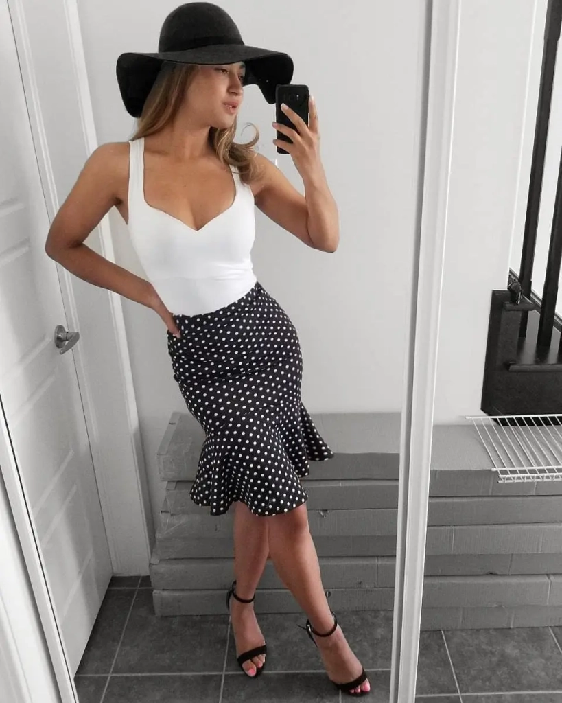 katieomari_65298618_2264348670345023_5521165747832959360_n