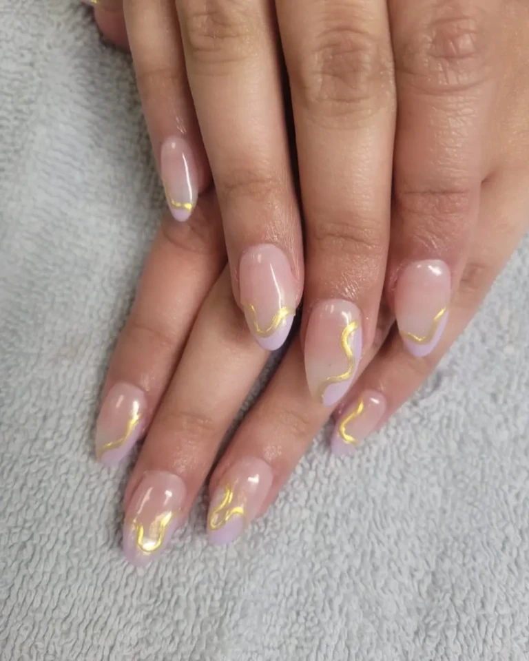31 Gold Nails Ideas That’ll Make You Feel Like Luxury Personified